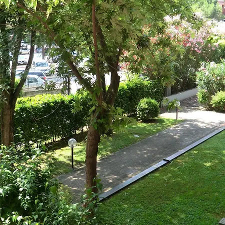 Daire Doctor House Desenzano *