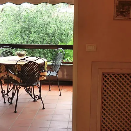 Doctor House Desenzano Desenzano del Garda